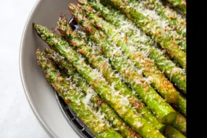 Air Fryer Asparagus Parmesan recipe, served and ready to eat, easy homemade dinner